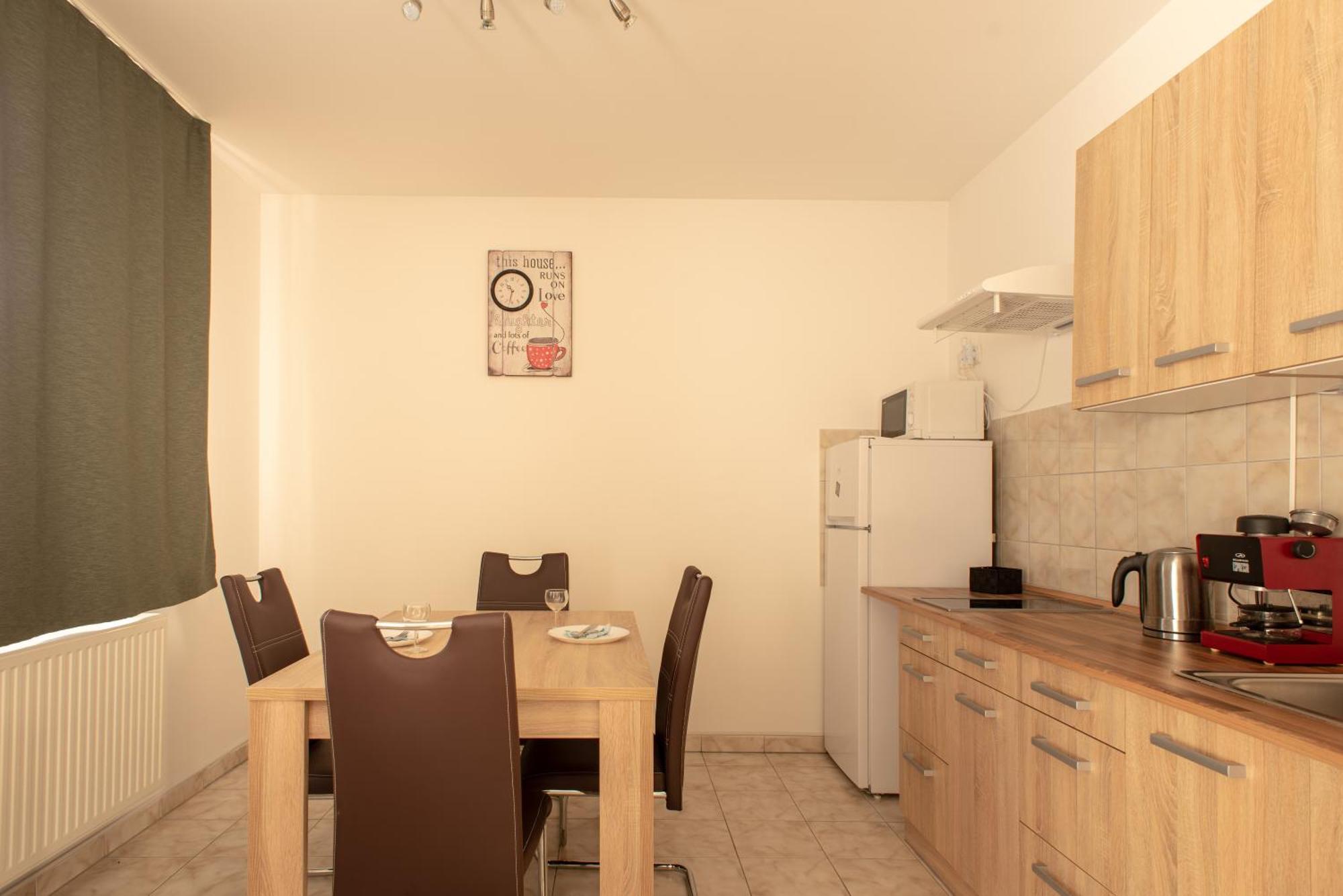 Modor Apartman Alsopahok Exterior photo